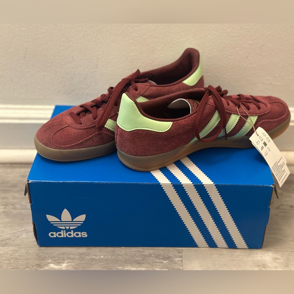 Adidas Gazelle Indoor 'Shadow Red Semi Green Spark' men 7.5